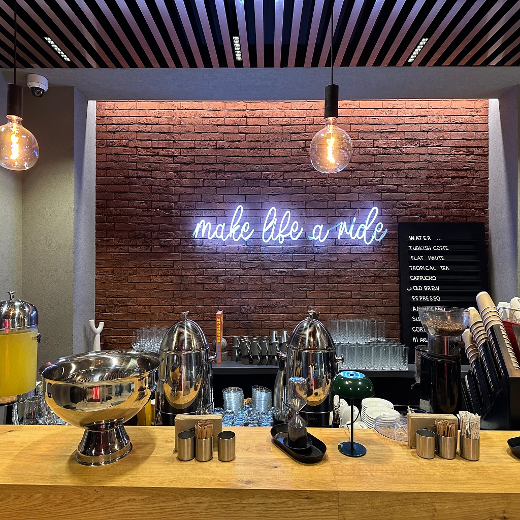 0d4810e0-0fd6-47e8-8fbd-fffa883a12b6